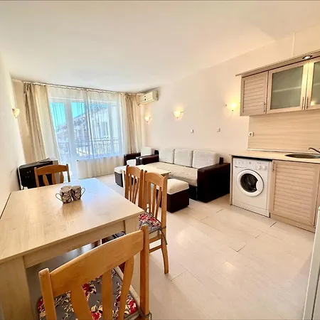 Blue Marine - Menada Apartment *